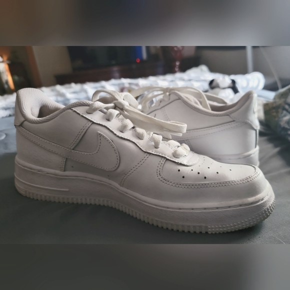 Nike Shoes Nike Air Force Tennis Shoe Size 7 White Poshmark